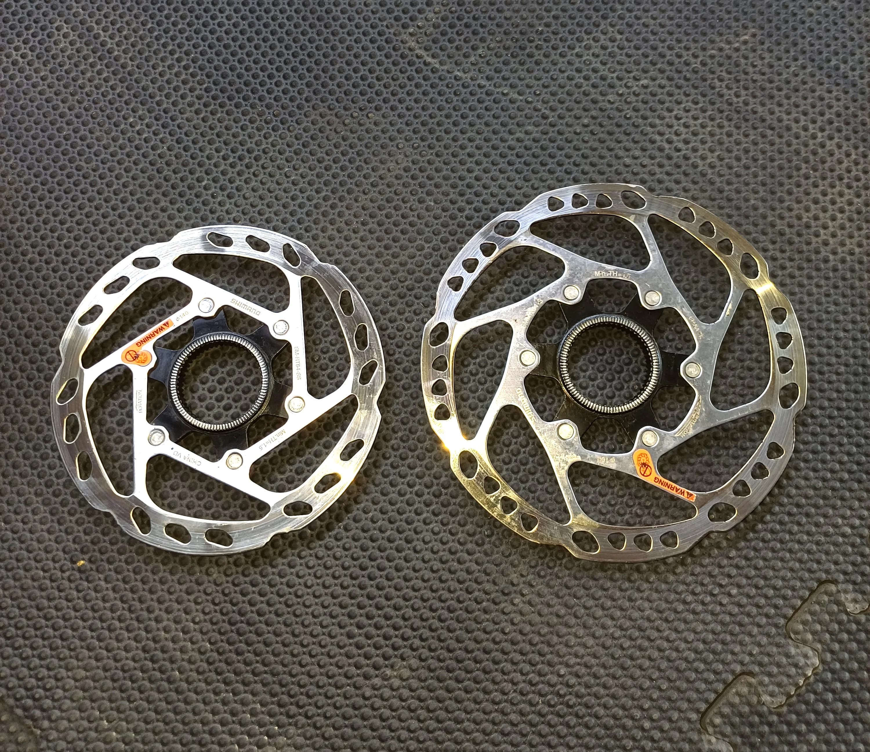 Juego de discos Shimano SM-RT10 de 160 y 180 mm